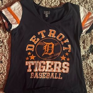 Detroit Tigers t-shirt.